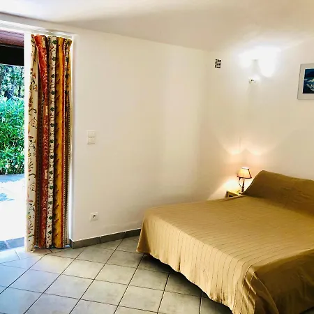Les Lieges De Palombaggia * פורטו-וישיו